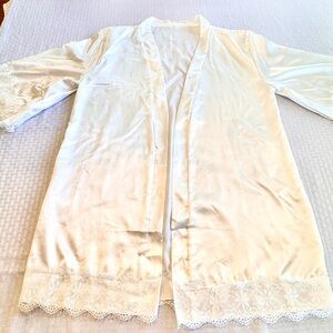 White Satin Lace Trim Robe Duster XL Open Front Romantic Loungewear
